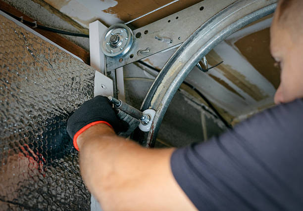 Affordable Garage Door Panel Replacement solutions in Pine Lakes, FL